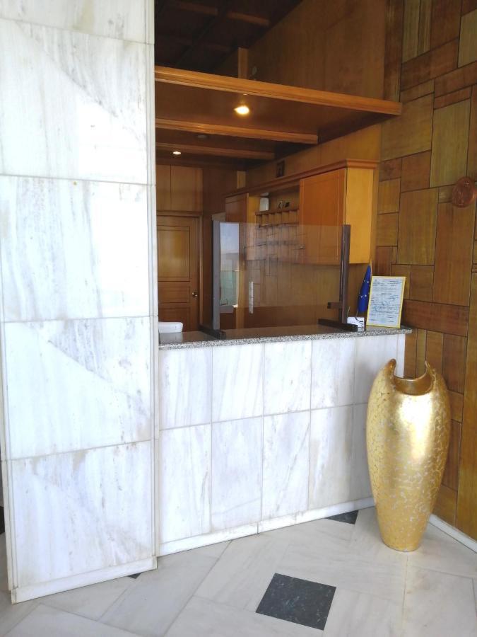 Leonidas Hotel Gíthio Kültér fotó