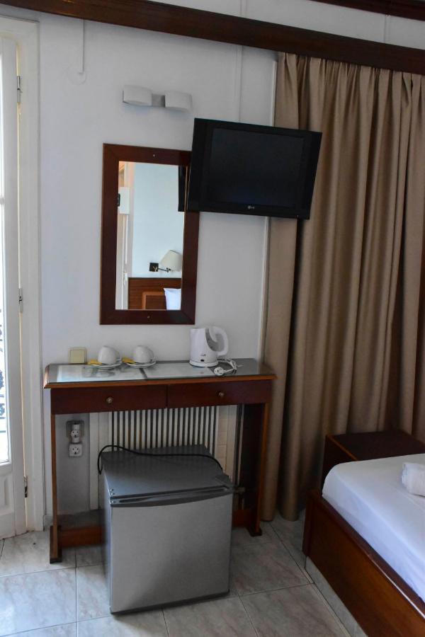 Leonidas Hotel Gíthio Kültér fotó