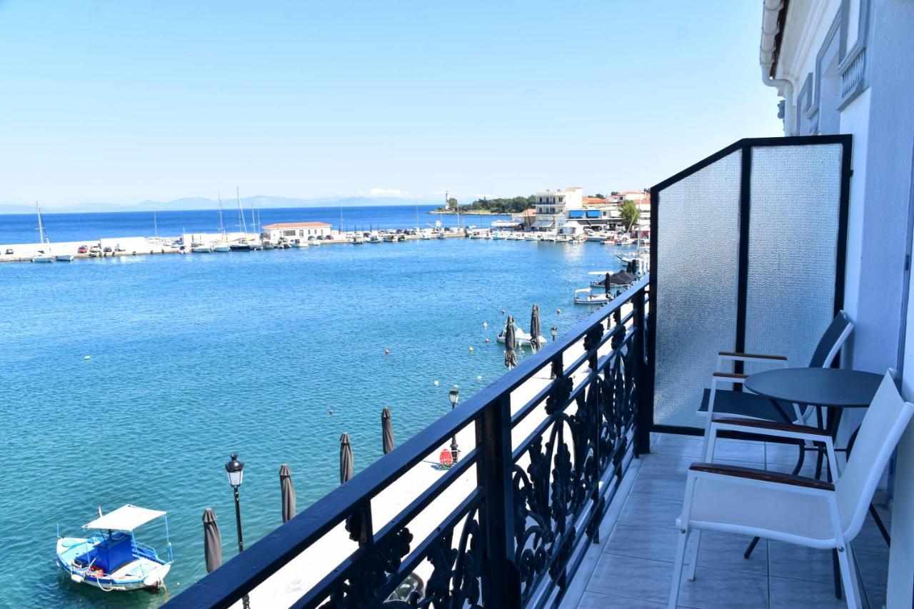 Leonidas Hotel Gíthio Kültér fotó