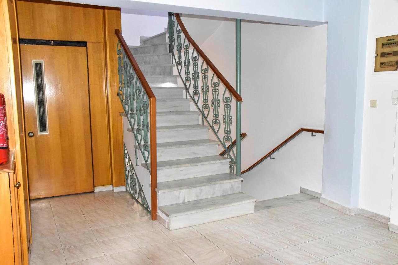 Leonidas Hotel Gíthio Kültér fotó